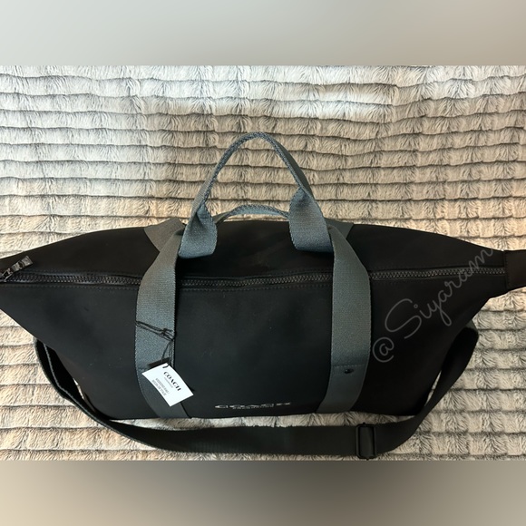 Coach travel bag/ Weekender bag / duffle/ gym bag - Picture 2 of 6